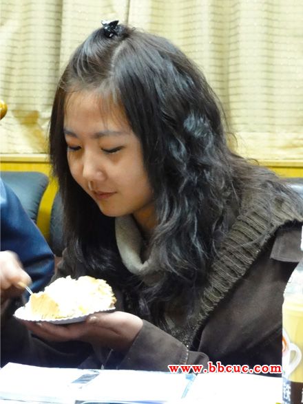 播音班学员董明雪